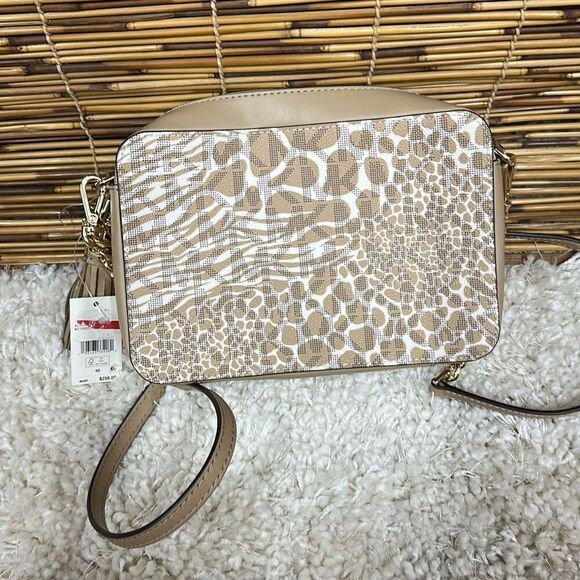 Michael Michael Kors‎ Signature Jet Set Camera Crossbody Bag - Camel Multi - Picture 3 of 3